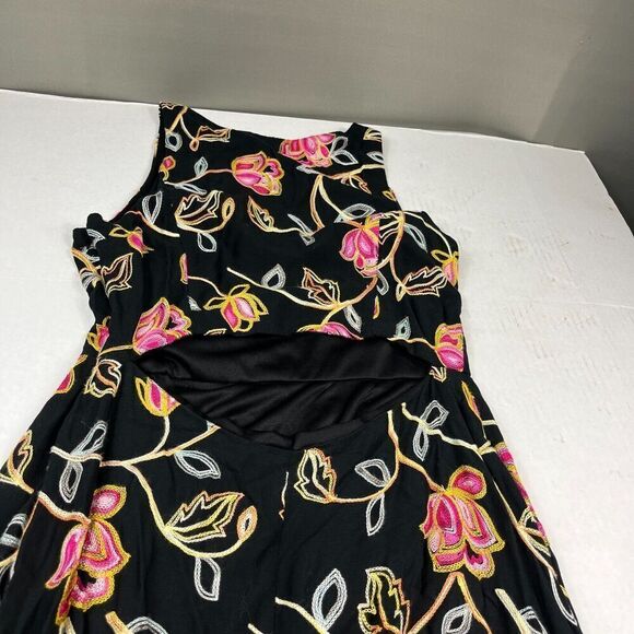 Nicole Miller Embroidered Maxi Dress Floral Side Zip Asymmetric Hem Party Size 8 - Picture 12 of 13